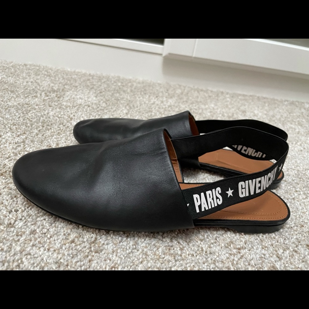 Givenchy flats